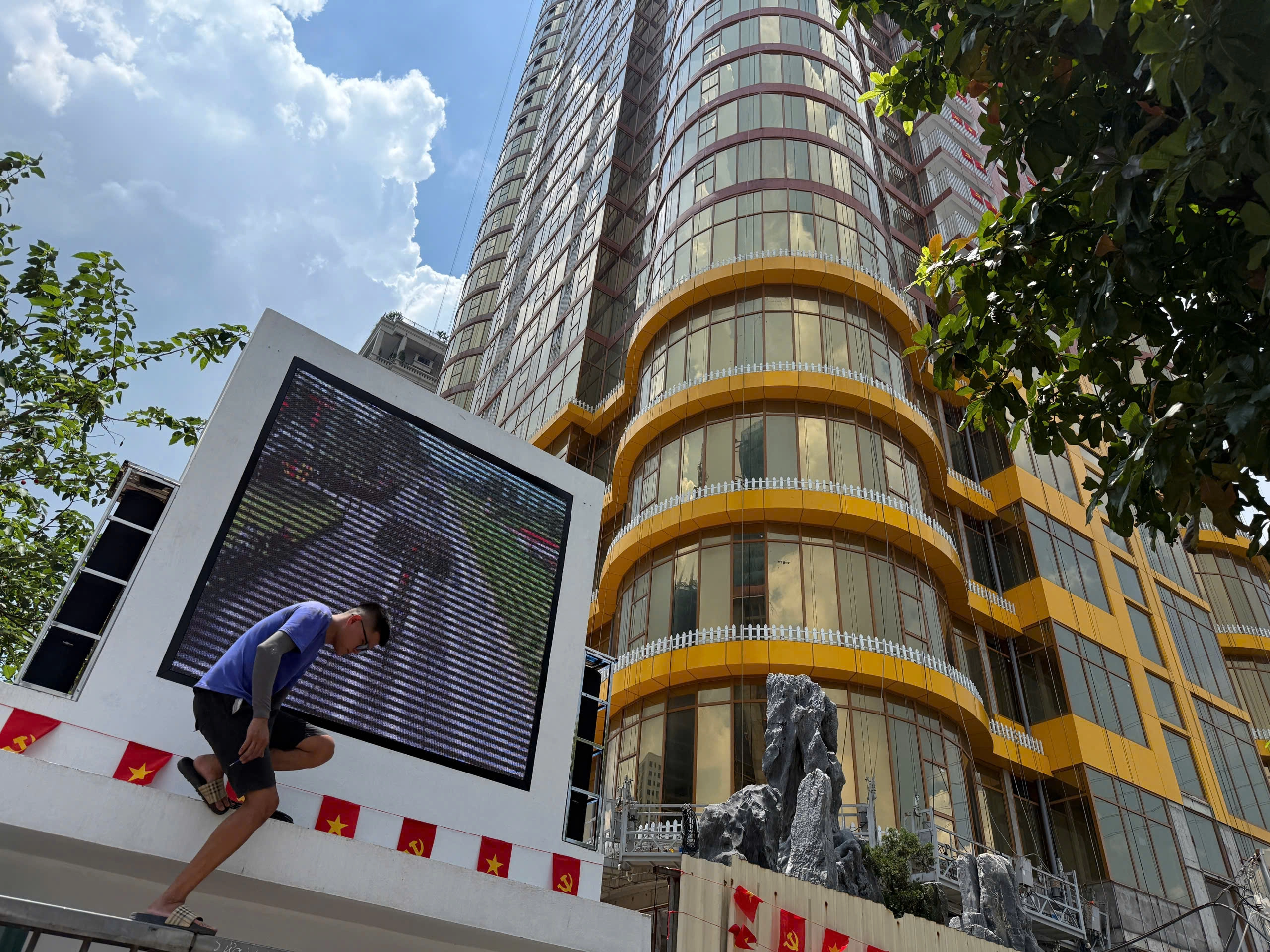 Công trình lắp đặt tại tập đoàn Sông Đà